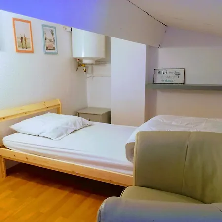 Maisonnette Proche Du Marin *