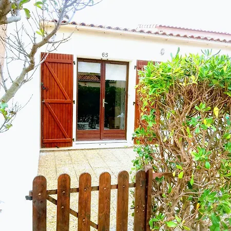 Maisonnette Proche Du Marin 度假居